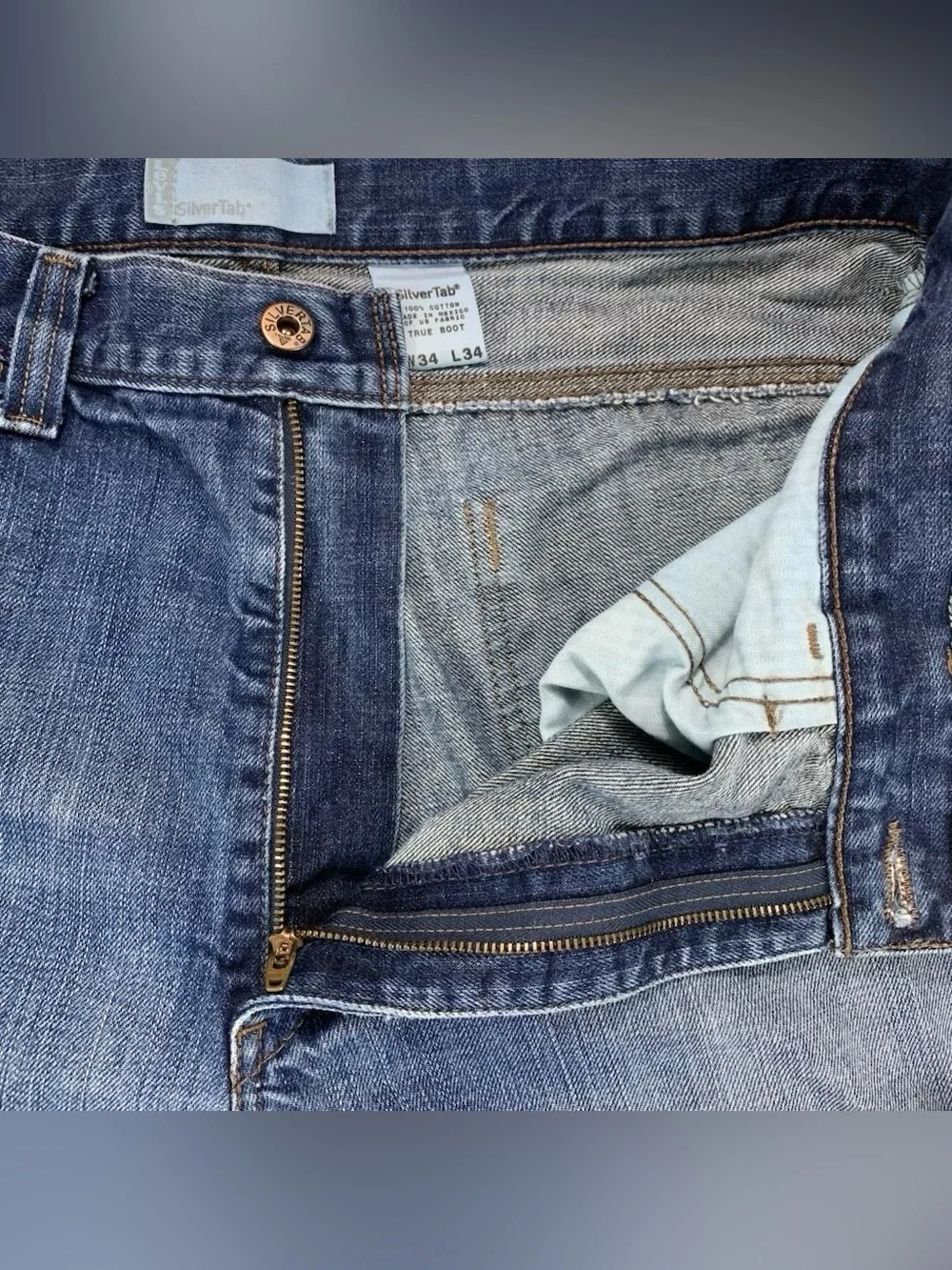 Levi’s SilverTab True Boot Jeans Men’s 34x34 Medium Wash Vintage Y2K